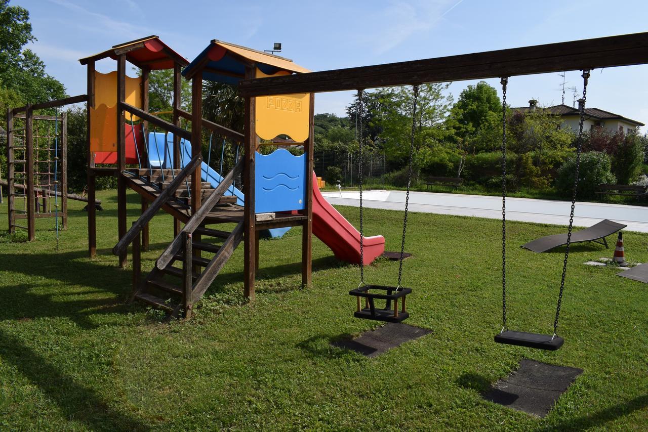 Agriturismo Mulino Bianco Лонато Екстер'єр фото